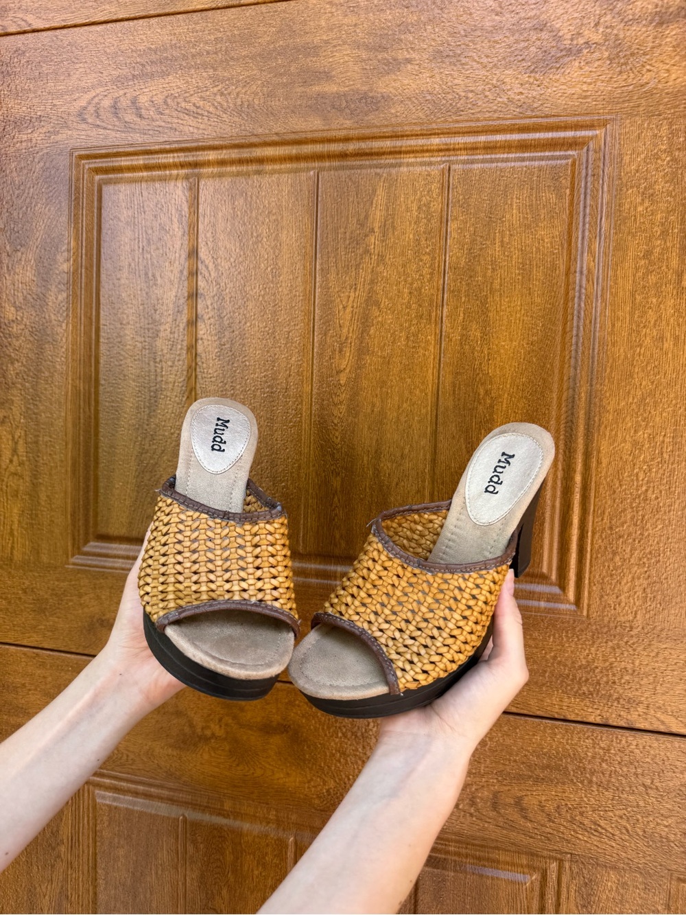 Y2K 2000s mudd vintage platform heels sandals woven heel